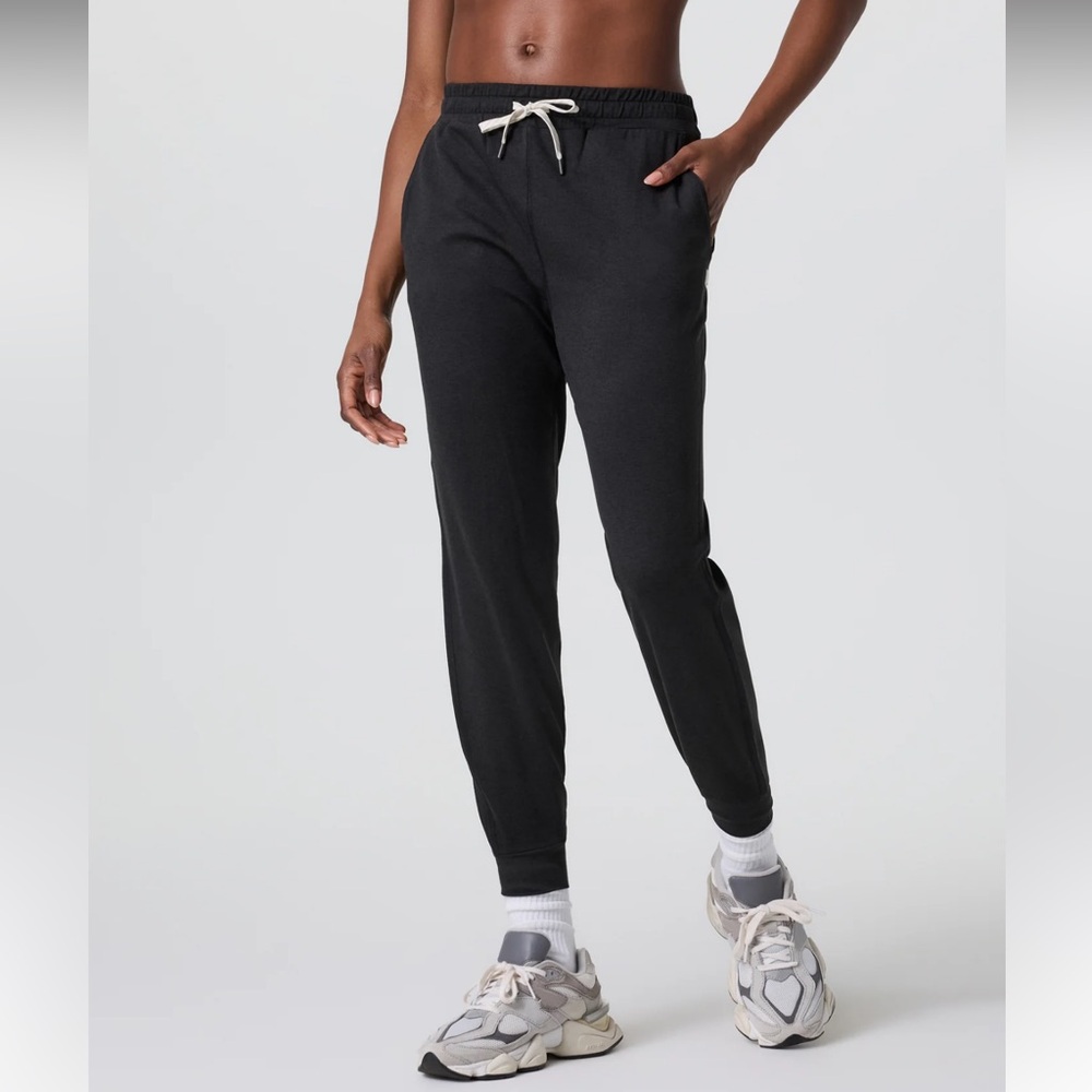 Vuori Performance Jogger - Long